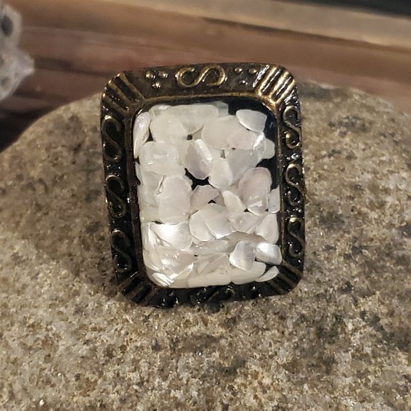 Antique Brass Mother of Pearl Black Resin Domed Cocktail Statement Ring #E2 - Picture 2 of 8